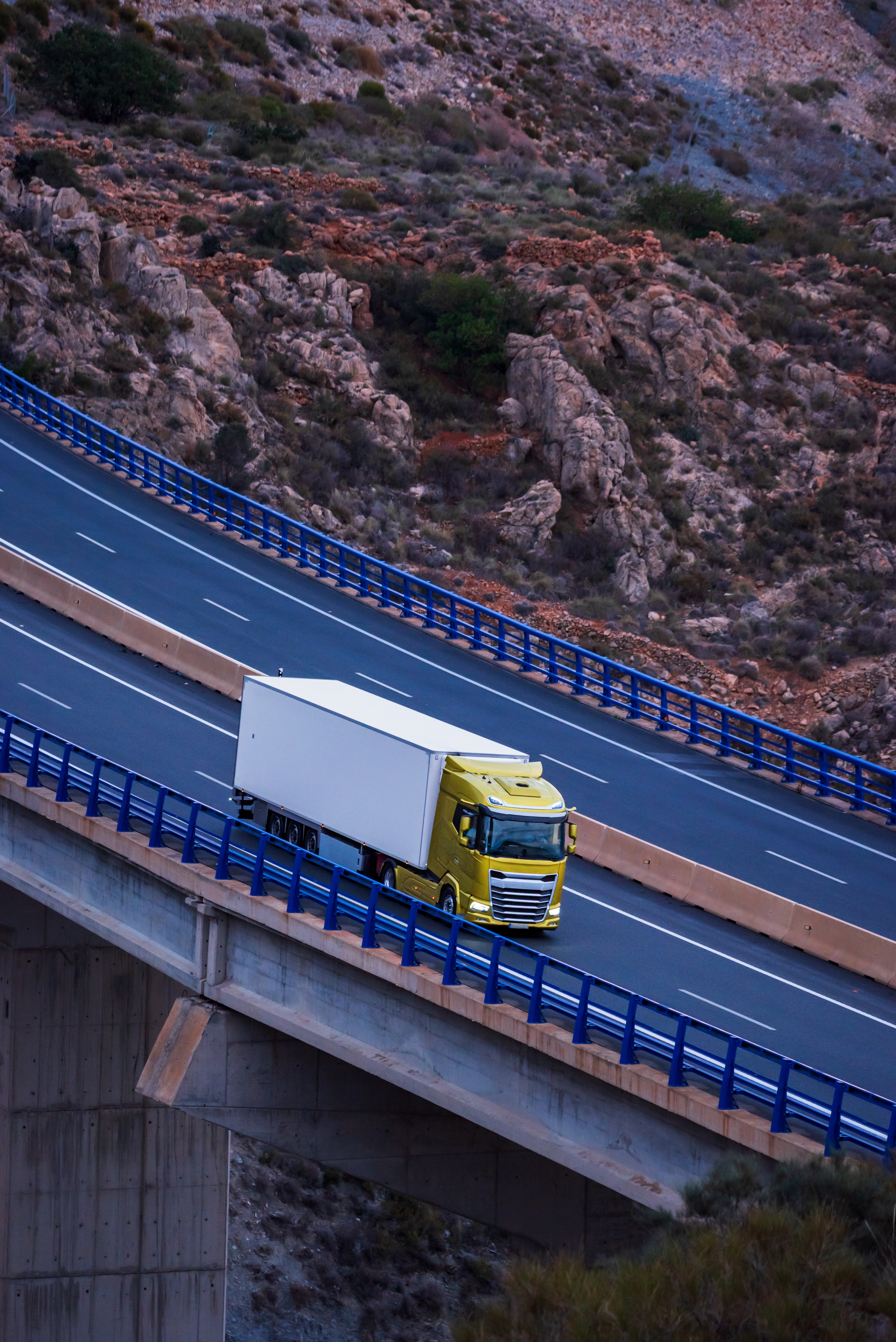 Truck vertical